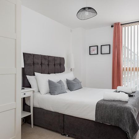 City Stay Apartments - Vizion Milton Keynes Bagian luar foto