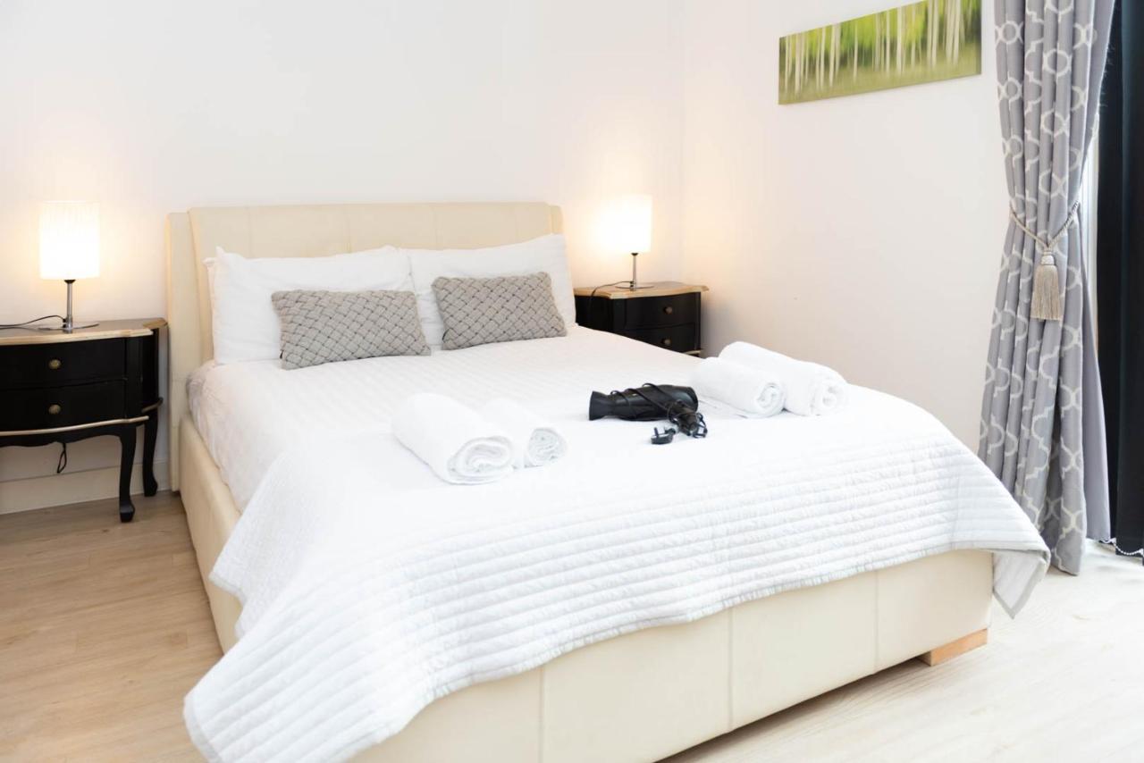 City Stay Apartments - Vizion Milton Keynes Bagian luar foto