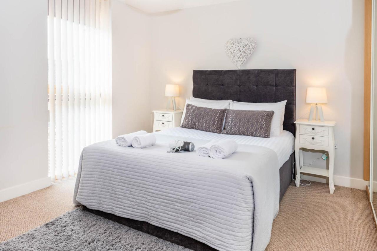 City Stay Apartments - Vizion Milton Keynes Bagian luar foto