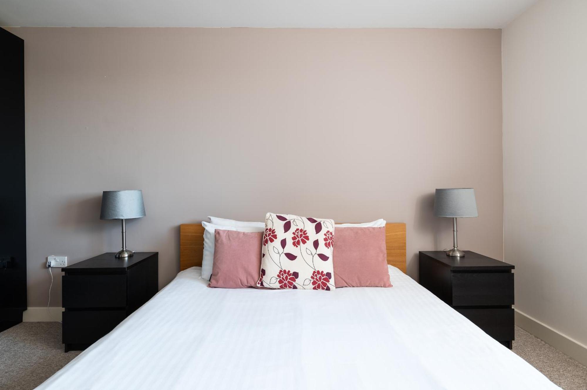 City Stay Apartments - Vizion Milton Keynes Bagian luar foto