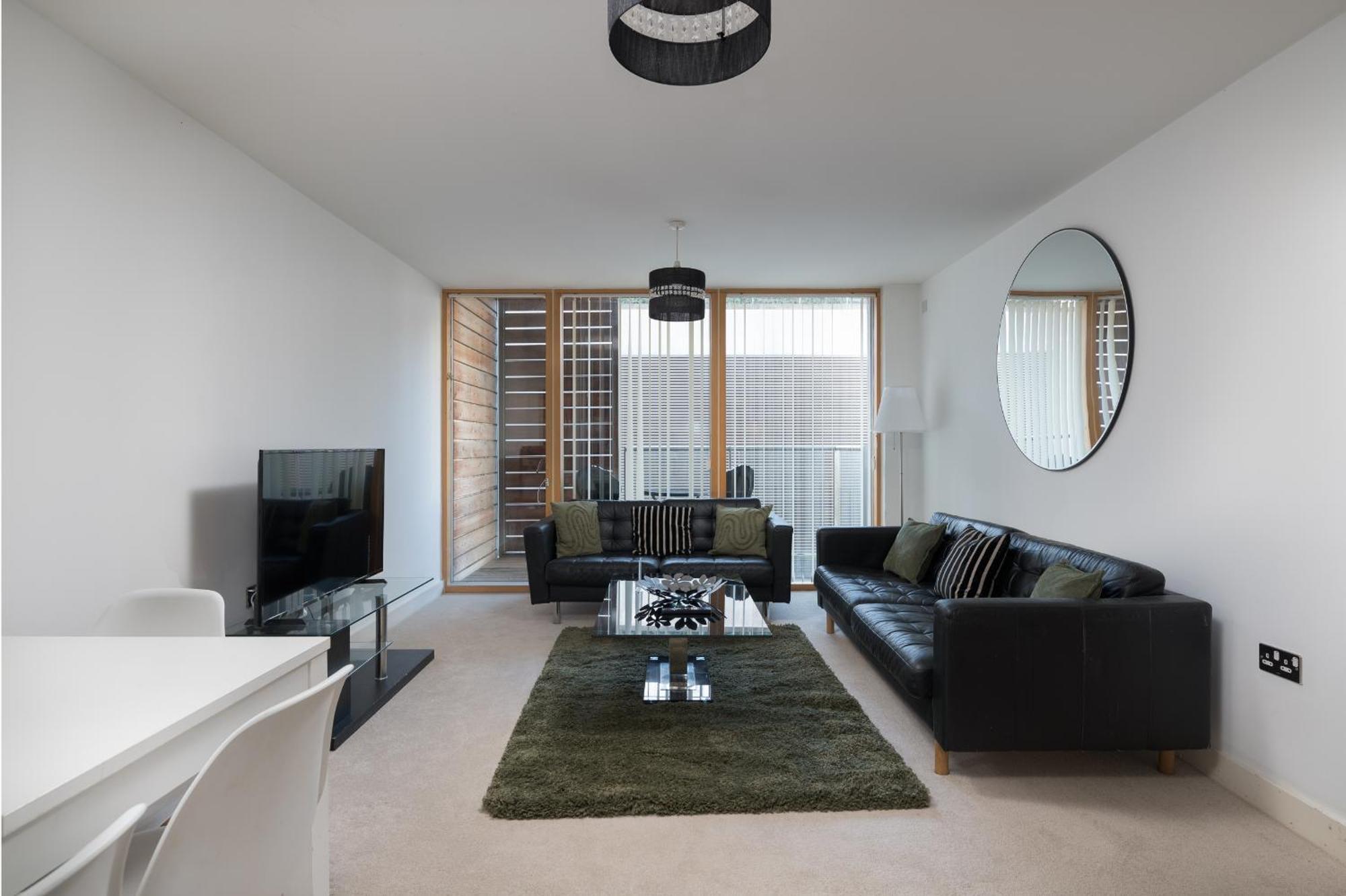 City Stay Apartments - Vizion Milton Keynes Bagian luar foto